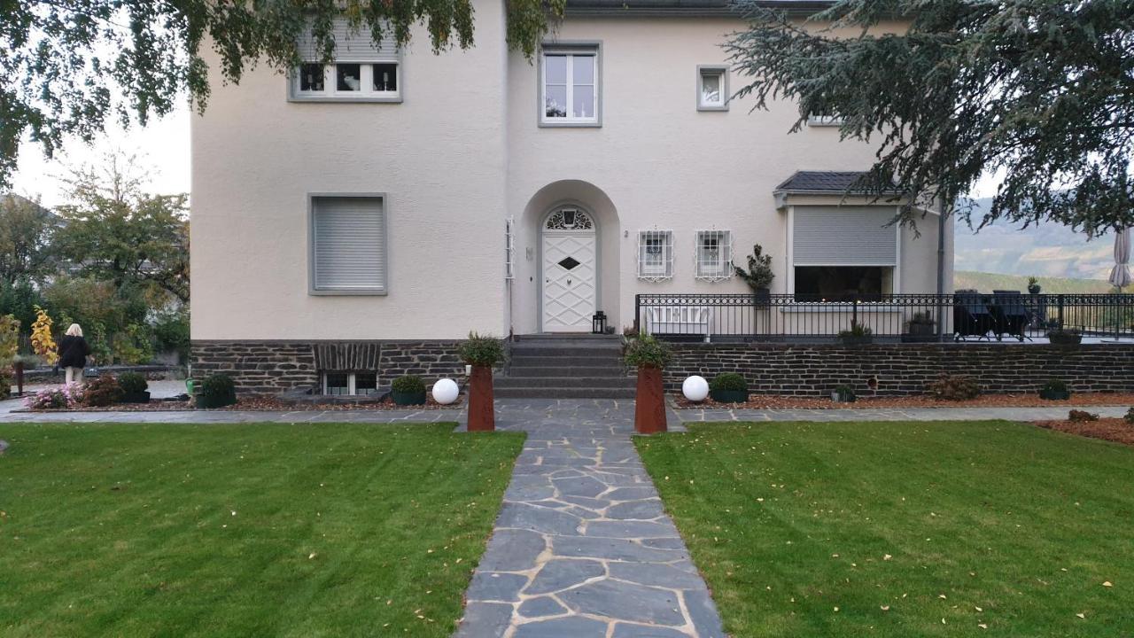 Apartamento "Reh"-Sidenz Moselschleife Leiwen Exterior foto